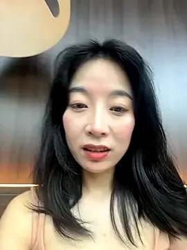 Freechat yourkeer on StripChat